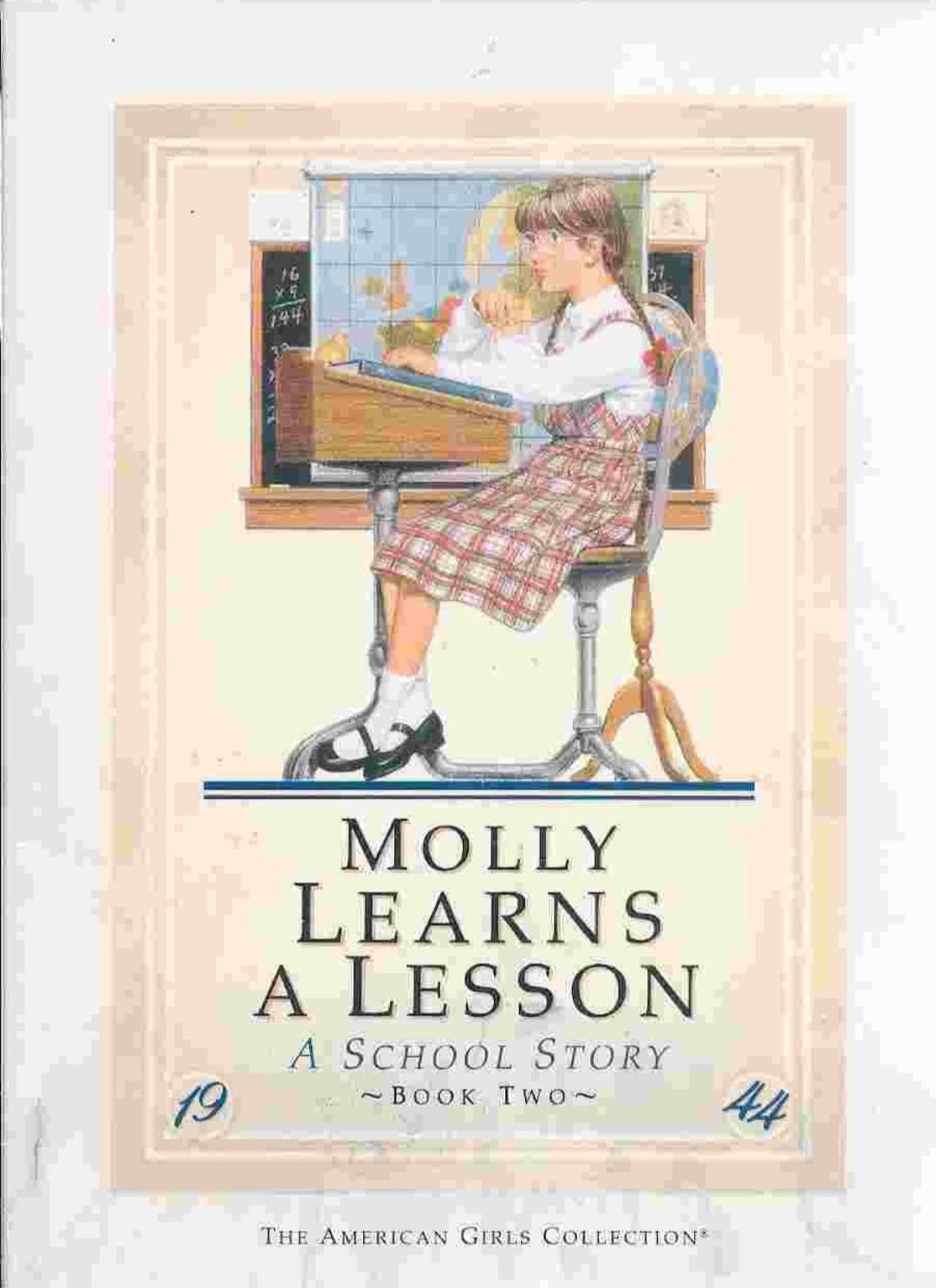 Molly Learns a Lesson|A School Story|American Girl|Book 2|Paperback